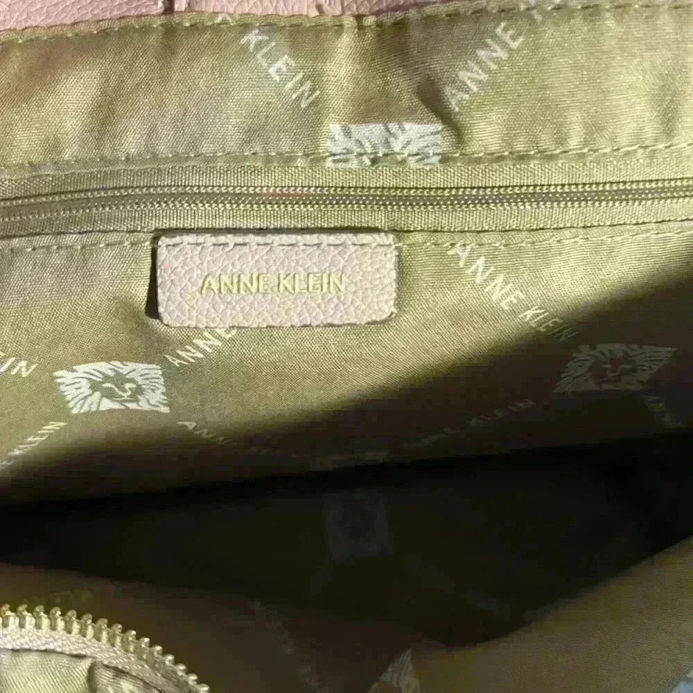 Anne Klein “AmeliaQ” Pink Pebbled & Quilted Faux Leather Tote - Picture 7 of 7